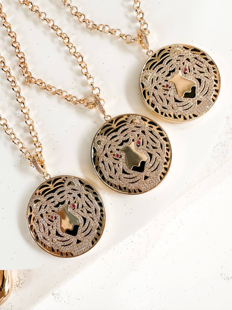 Necklaces 40cm with Swarovskis Pendant