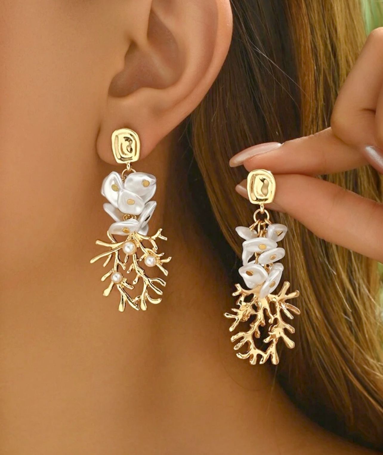 Synthetic Pearl Drop Earrings
