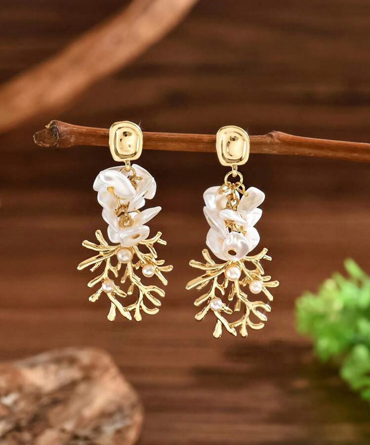 Synthetic Pearl Drop Earrings