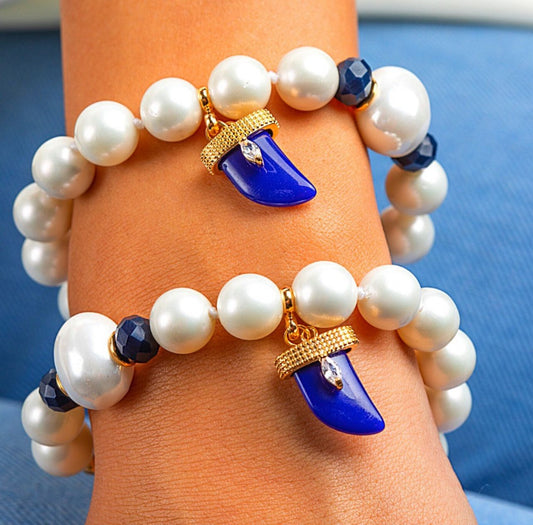 Shell Pearls Bracelets with Agate Stone Pendants